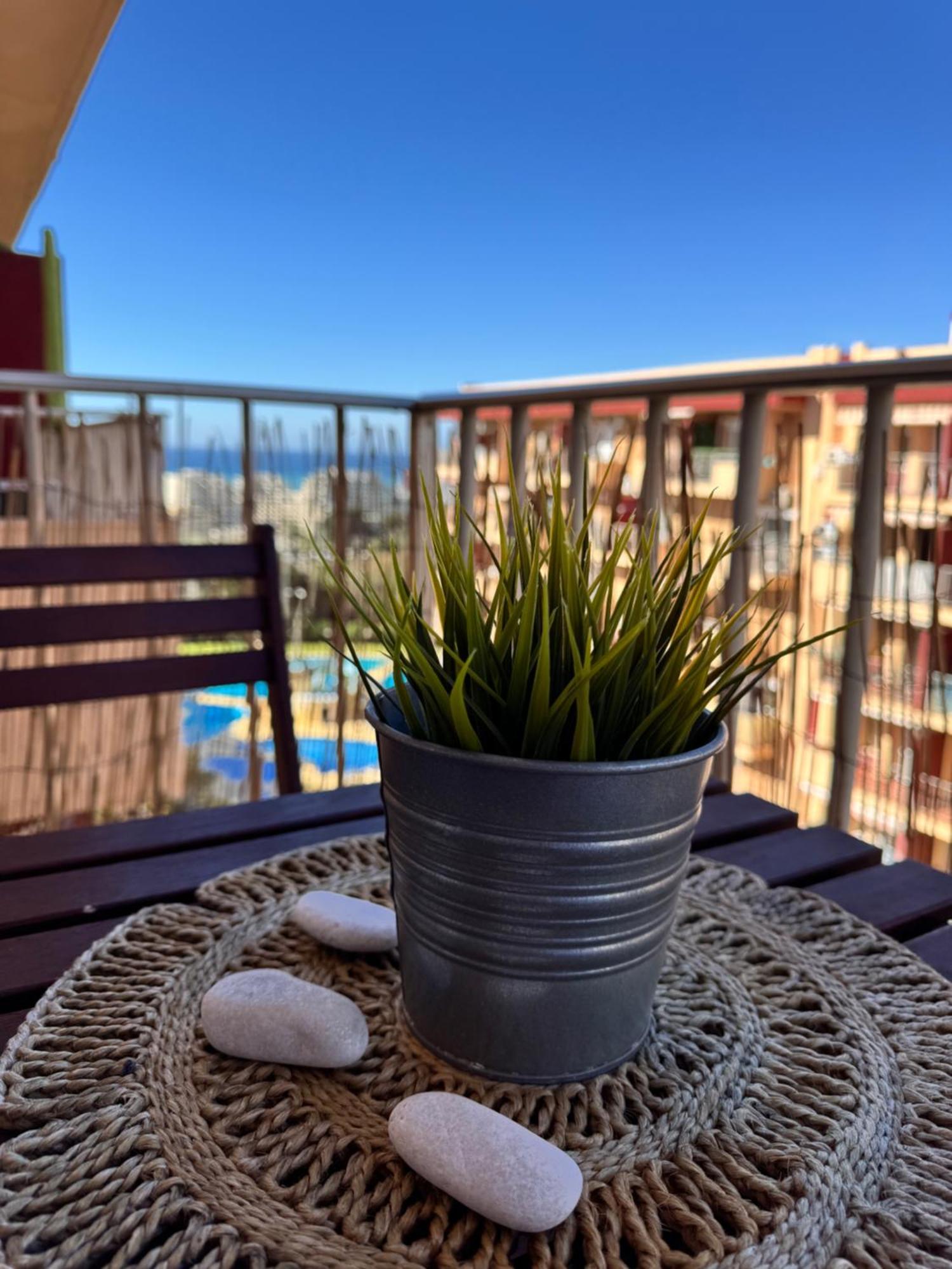 Bythewave Apartments Беналмадена Екстериор снимка